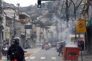 Imprensa internacional repercute megaoperação policial no Rio de Janeiro Imprensa internacional repercute megaoperação policial no Rio de Janeiro